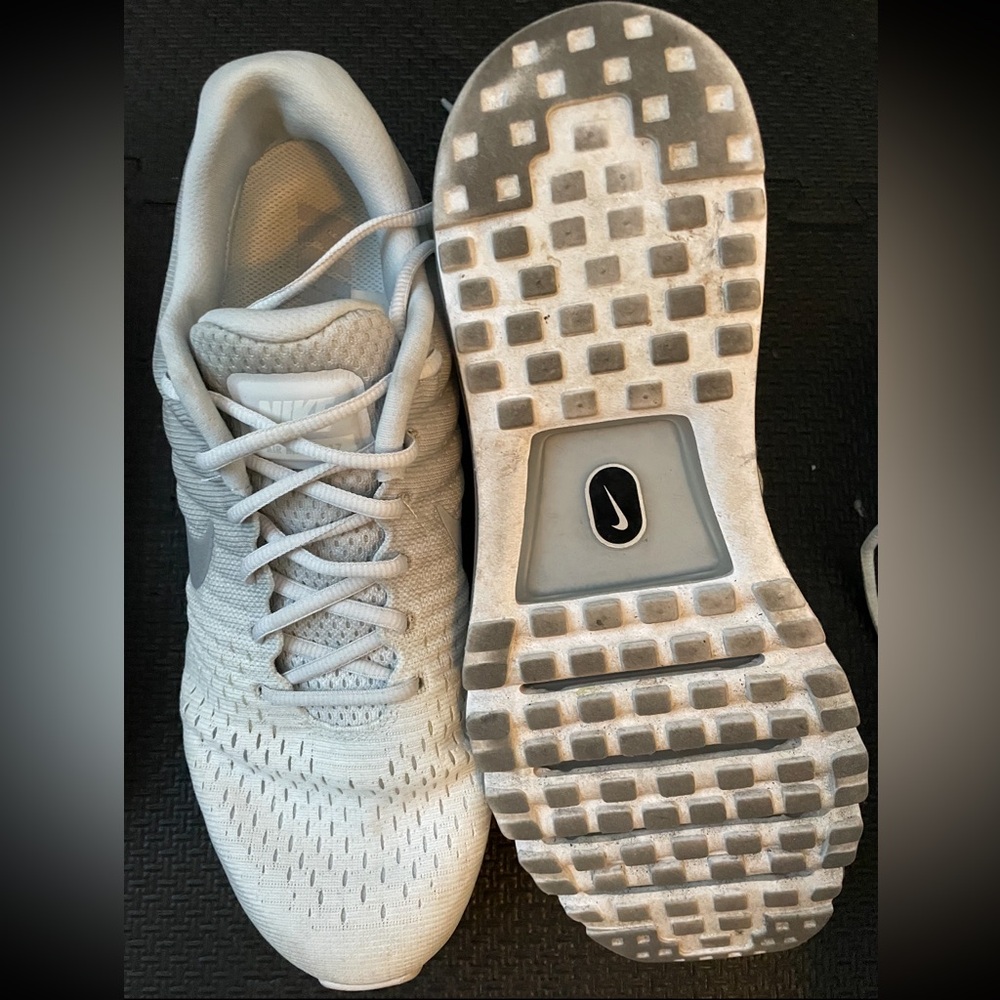 Nike Light Gray Athletic Sneakers